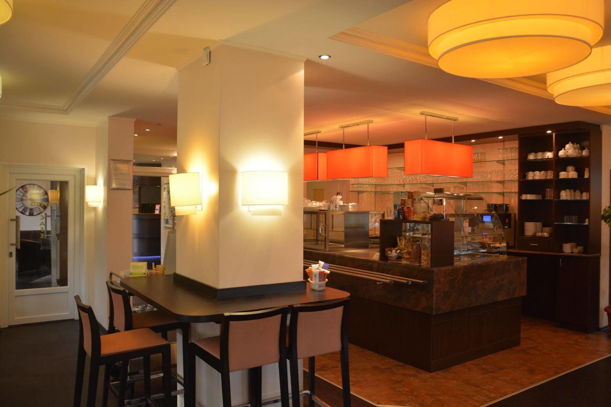 Hotel Oyten Am Markt Zewnętrze zdjęcie